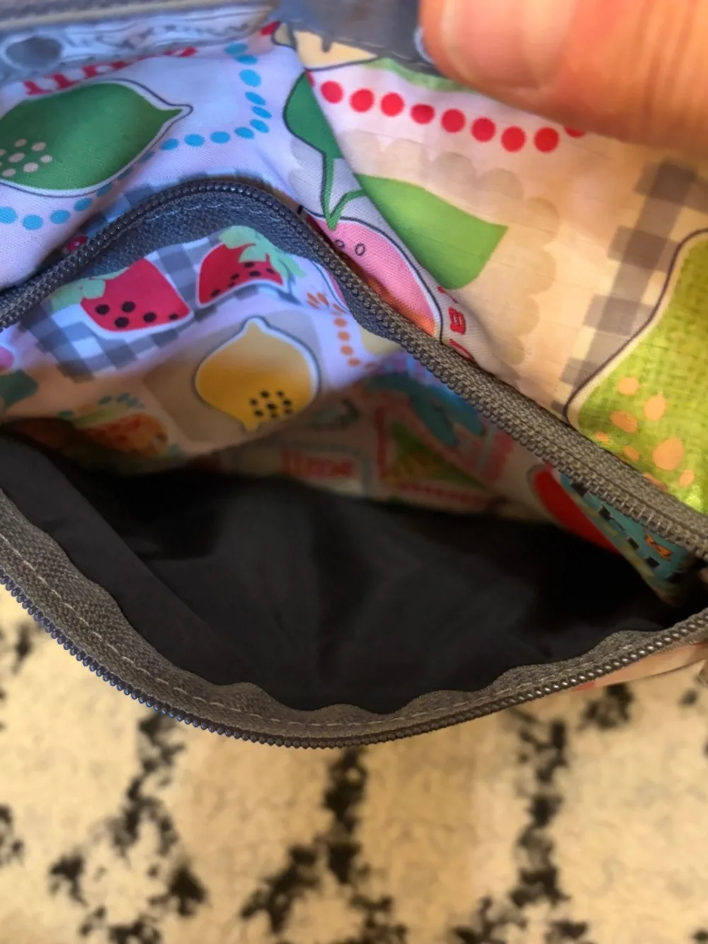 LeSportsac Fruit/ Veggie Farmers Market Three Zipper Crossbody Bag Purse Retired